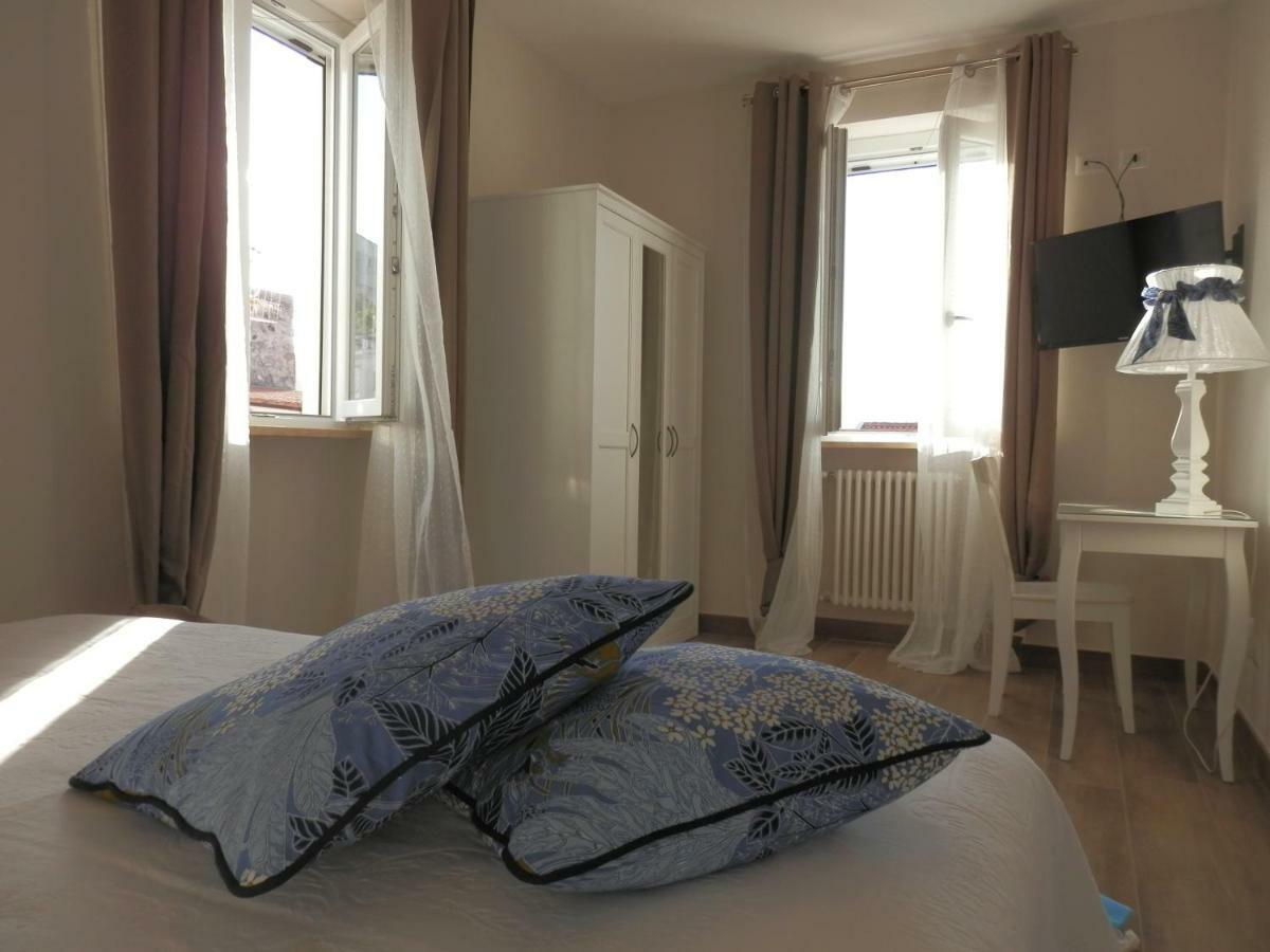 Santa Lucia B&B Gaeta Exteriör bild