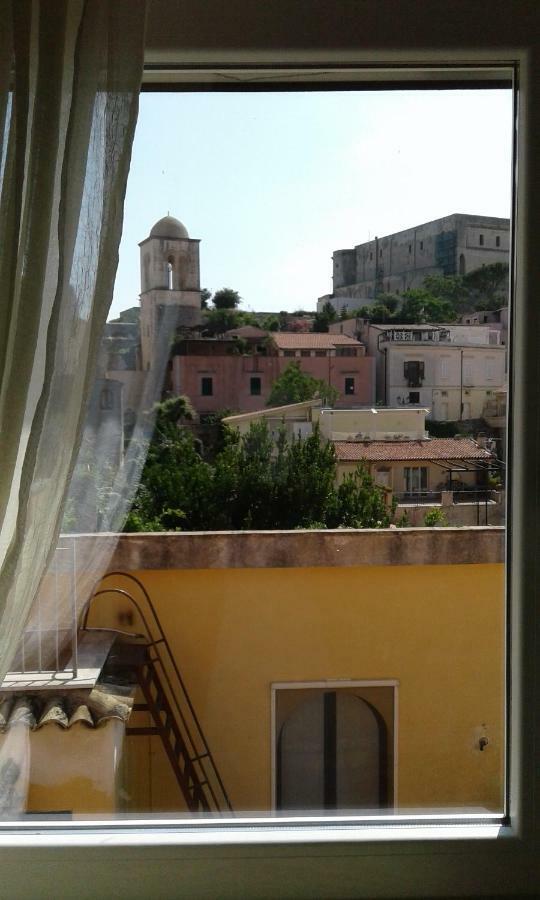 Santa Lucia B&B Gaeta Exteriör bild